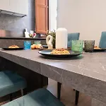 아파트 I Host - Bottego